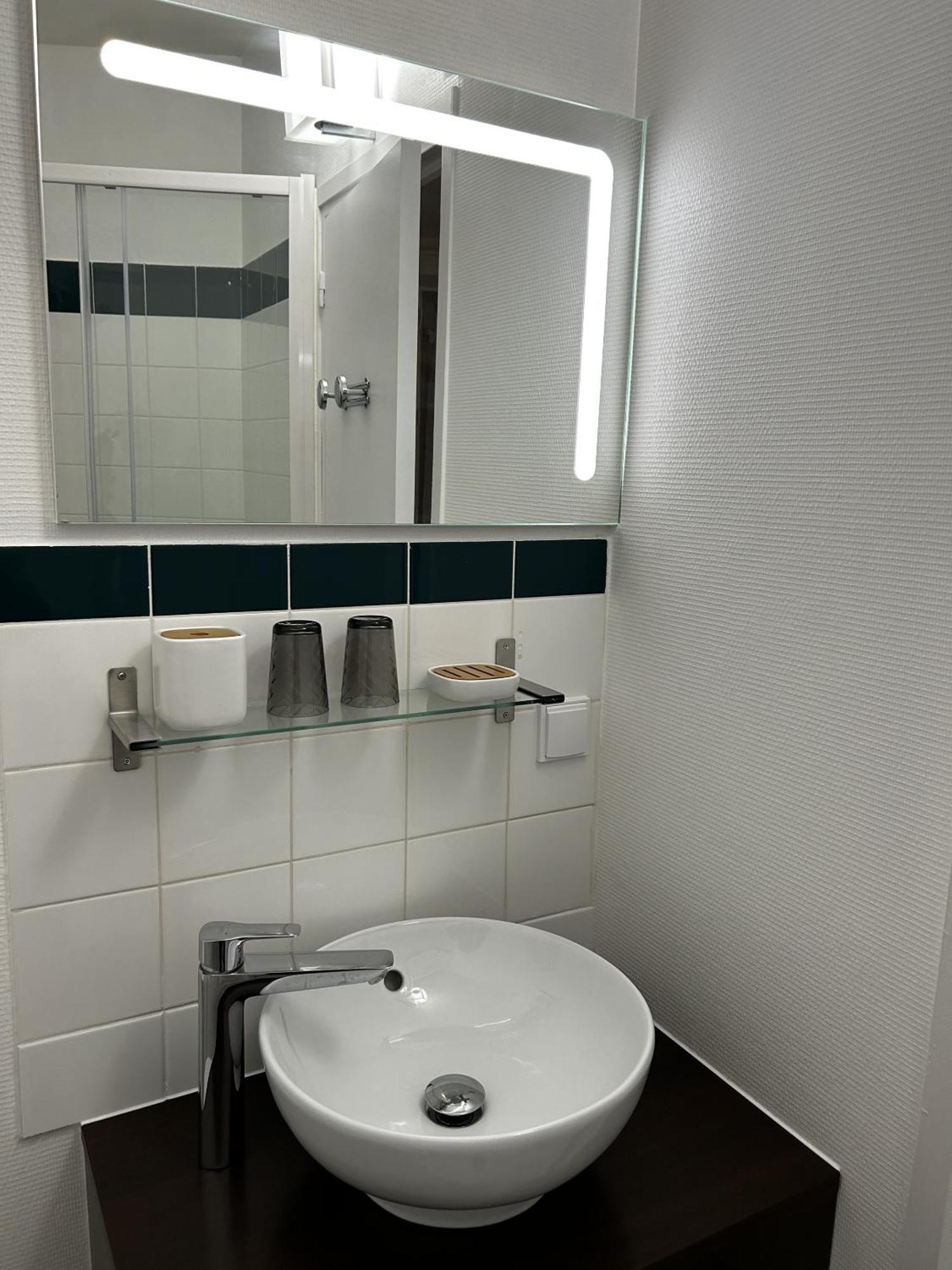 Hotel La Cuisine Des Lulus Montainville  Pokoj fotografie